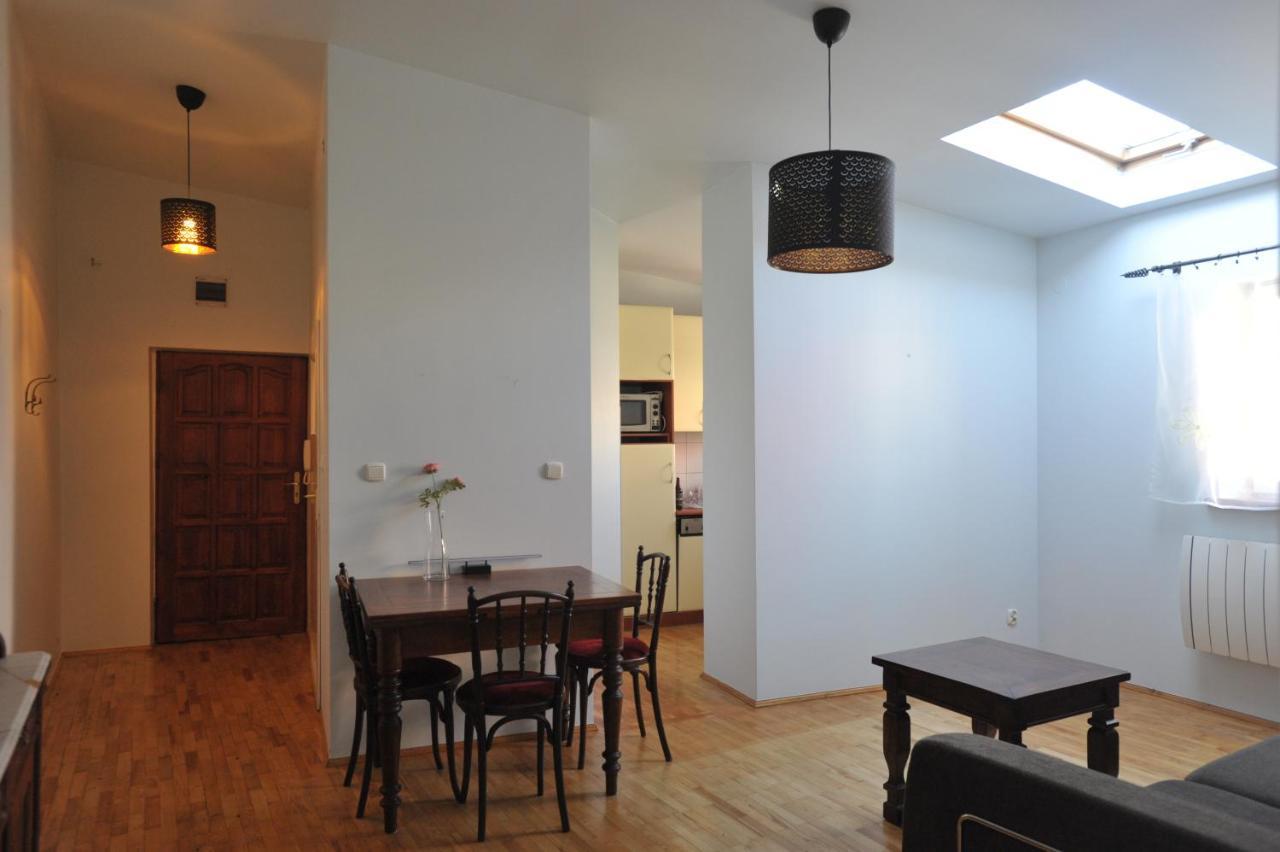 Old Town Sky Apartment Krakow Ngoại thất bức ảnh